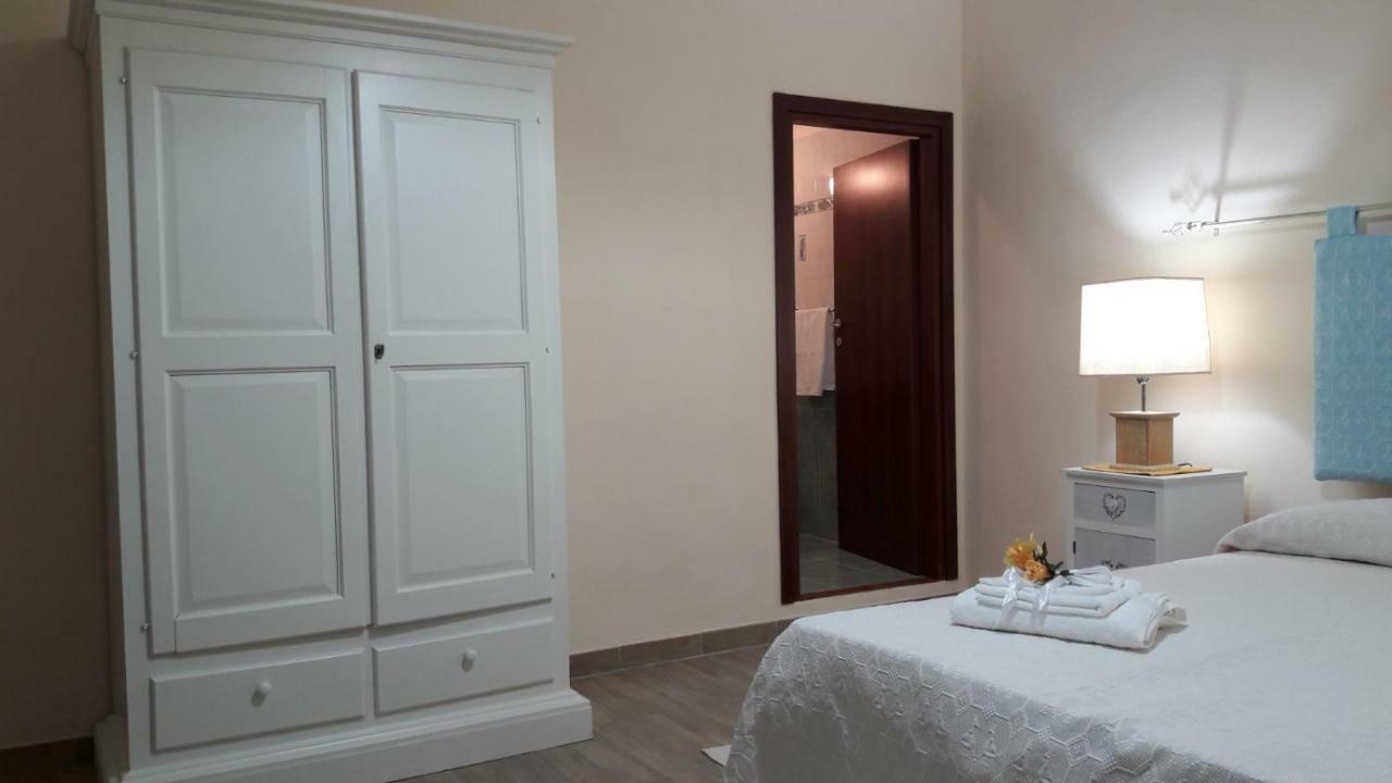 Camere Vacanze Acqua Chiara Porto Torres Εξωτερικό φωτογραφία